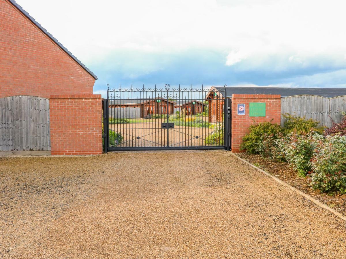 Yew Lodge Oakham Exterior photo